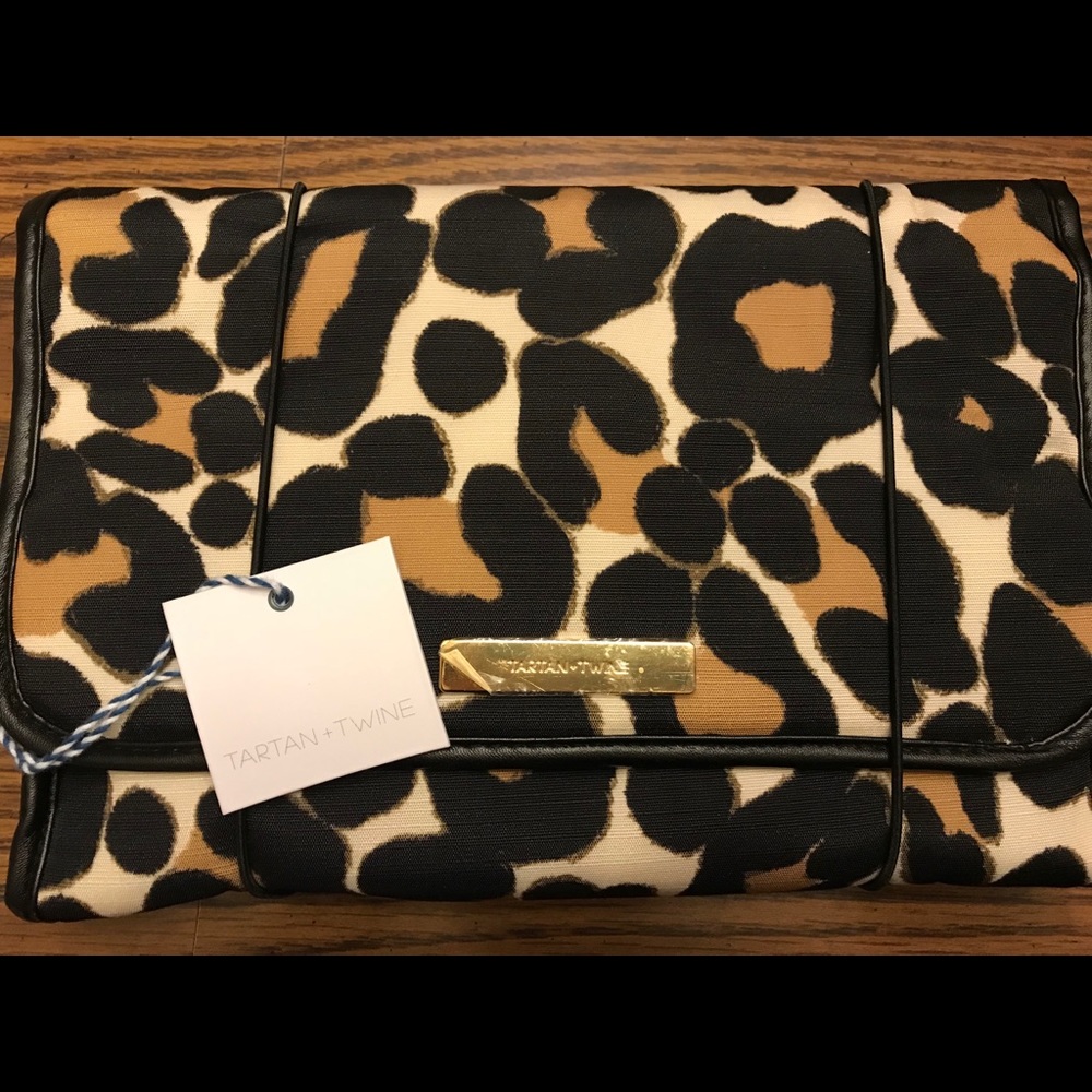 Tartan + Twine Travel Hanging Valet